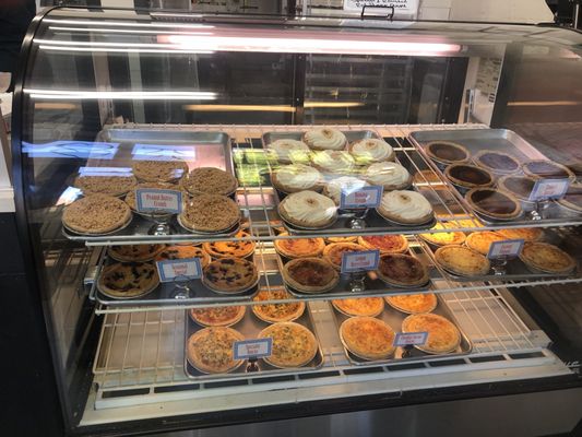 Crave Pie Studio by null