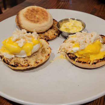 NAPA Kitchen and Wine - Crab benedict - Breakfast & Brunch Near Me - Midlothian, Virginia