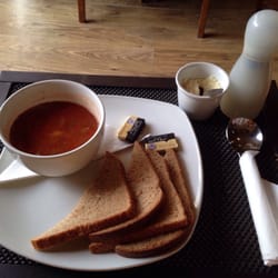 Browns Cafe - Minestrone soup and bread