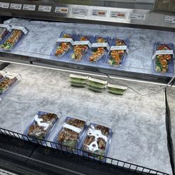 Twain Harte Market - Sushi