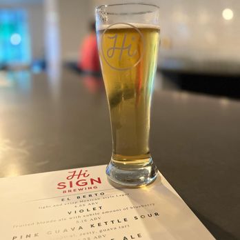 Hi Sign Brewing - El Berto Mexican Lager - Breweries Near Me - Austin, Texas Hi Sign Brewing - El Berto Mexican Lager - Breweries Near Me - Austin, Texas