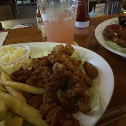 Moby Dick's - Fried clam platter with a Malibu Baybreeze