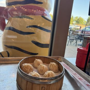 Tiger Soup Dumplings - Steam pork dumplings - Dim Sum Near Me - Des Peres, Missouri Tiger Soup Dumplings - Steam pork dumplings - Dim Sum Near Me - Des Peres, Missouri