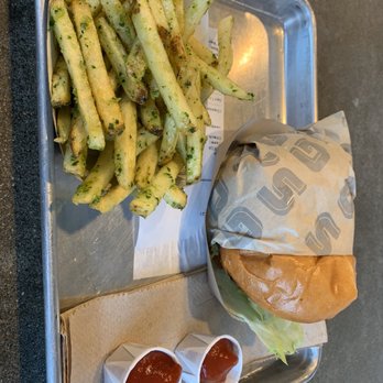 Gotts Roadside - Burgers Near Me - Napa, California