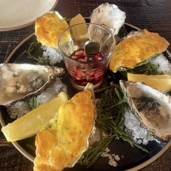Restaurant Black - Oyster taster platter - Modern European Near Me - Amsterdam, New Hampshire Restaurant Black - Oyster taster platter - Modern European Near Me - Amsterdam, New Hampshire