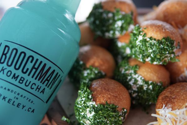 Boochmania by null