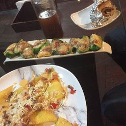 Lil Ranchos - Nachos, stuffed peppers and rancheros burger