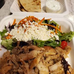 Cedar Cafe - Chicken gyro dinner plate