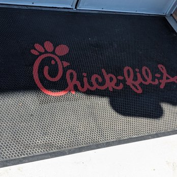 Chick-fil-A - Rug in front of the front door - Fast Food Near Me - Seal Beach, California