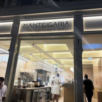 Manteigaria - Store front - Bakeries Near Me - Porto, 13 Manteigaria - Store front - Bakeries Near Me - Porto, 13