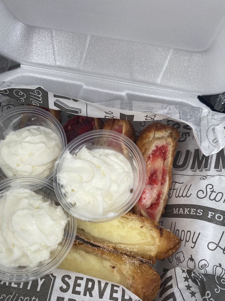 THE TABLE AT MADELEY 31 Photos & 11 Reviews 316 Madeley St, Conroe