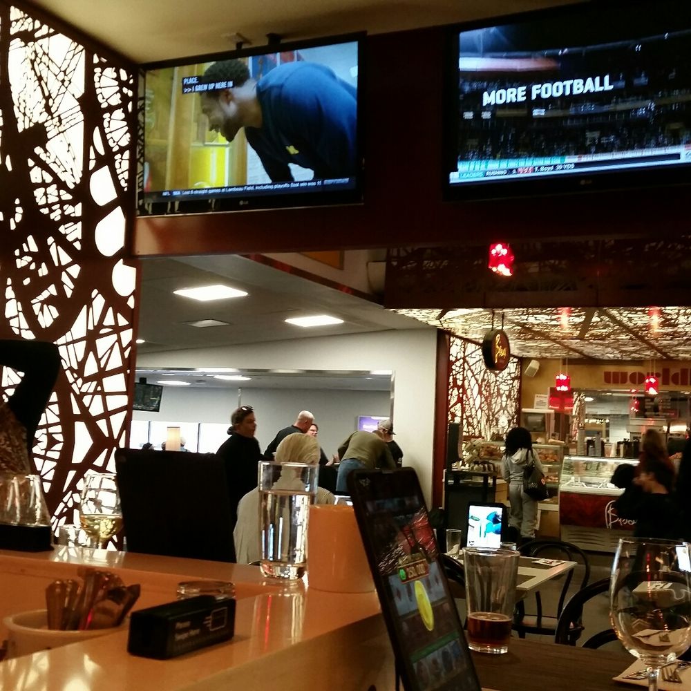 Bisoux Market - Multiple tvs - Gelato Near Me - New York, New York Bisoux Market - Multiple tvs - Gelato Near Me - New York, New York