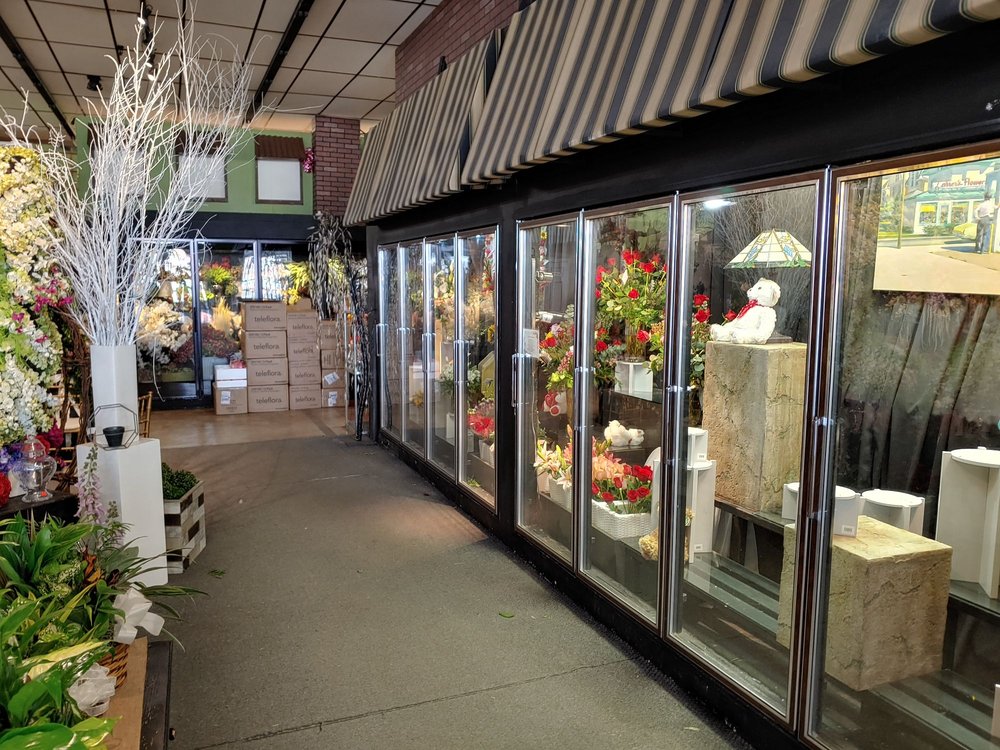 ASSOCIATED WHOLESALE FLORIST 18 Photos & 13 Reviews 【2100 W