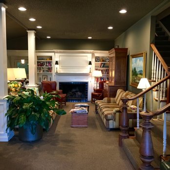 Upham Hotel - Lobby, a.k.a. the living room! - Hotels Near Me - Santa Barbara, California