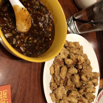 Yummi House - Fried chicken w/ garlic sauce - got sauce on the side.  Hubby didn't like it, batter bland. - Chinese Near Me - Albuquerque, New Mexico