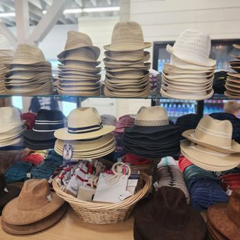 Murdochs - Hats for sale - Souvenir Shops Near Me - Galveston, Texas