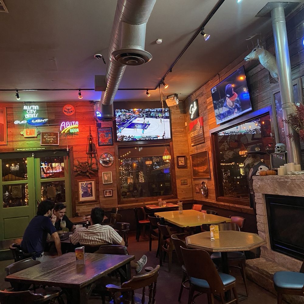 Cedar Creek - Indoor seating - Bars Near Me - Houston, Texas
