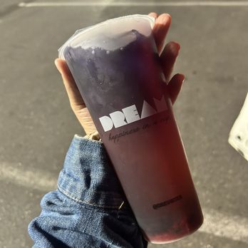 Dream Tea - Strawberry butterfly - Bubble Tea Near Me - Sacramento, California