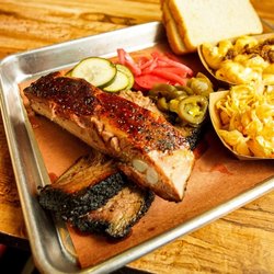 LaVaca BBQ - 2 Meat plate *Brisket *Pork Ribs *Mango Habanero Coleslaw *Mac Belly