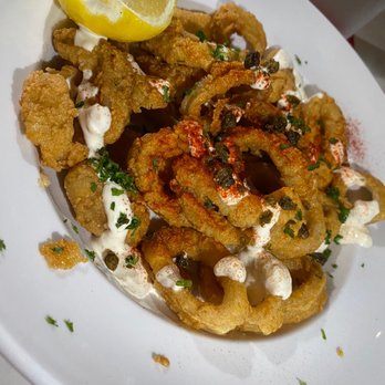 Bocado Tapas Wine Bar - Wine Bars Near Me - Worcester, Massachusetts