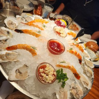 Hudson House - The Bouquet of Oysters - Seafood Near Me - Irving, Texas