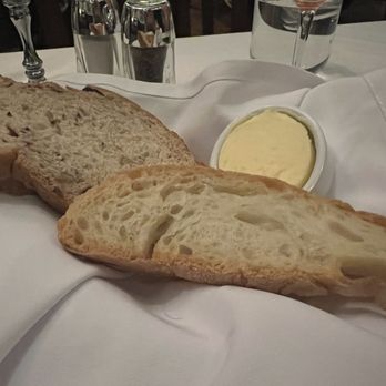 Gallagher's Steakhouse - Starter table breads - Steakhouses Near Me - Las Vegas, Nevada Gallagher's Steakhouse - Starter table breads - Steakhouses Near Me - Las Vegas, Nevada