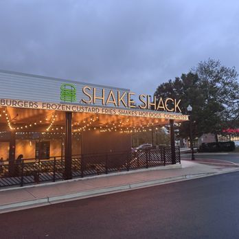 Shake Shack Kentlands - Storefront - Burgers Near Me - Gaithersburg, Maryland Shake Shack Kentlands - Storefront - Burgers Near Me - Gaithersburg, Maryland