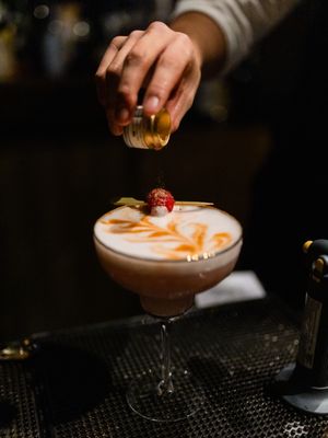 Magnum Speakeasy by null