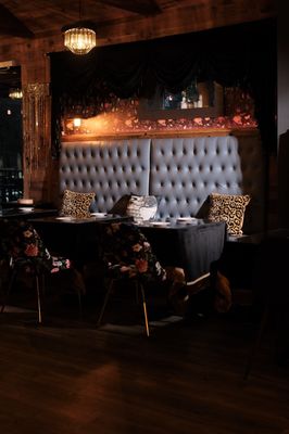 MAZE Cocktail Lounge by null