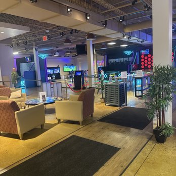 Let's Move Extreme! - Indoor Playcenter Near Me - Kittery, Maine