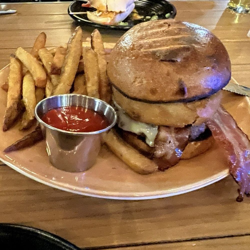ISM Brewing & Kitchen - western burger special - Brewpubs Near Me - Long Beach, California ISM Brewing & Kitchen - western burger special - Brewpubs Near Me - Long Beach, California