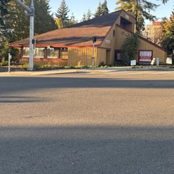 Paradise Rugs - Street View
