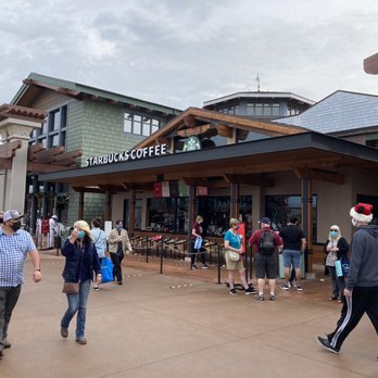 Starbucks - people walking in line outside a starbucks coffee shop - Coffee & Tea Near Me - Lake Buena Vista, Florida
