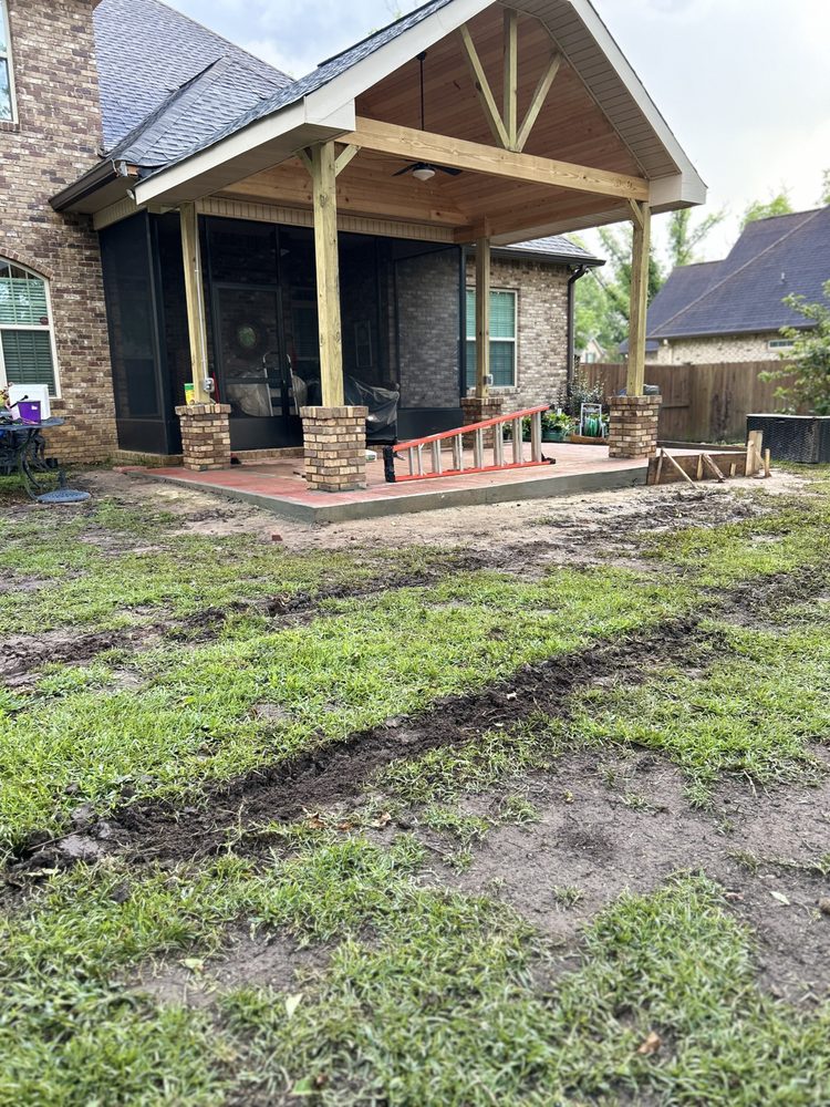 Slide of Construction Gomez