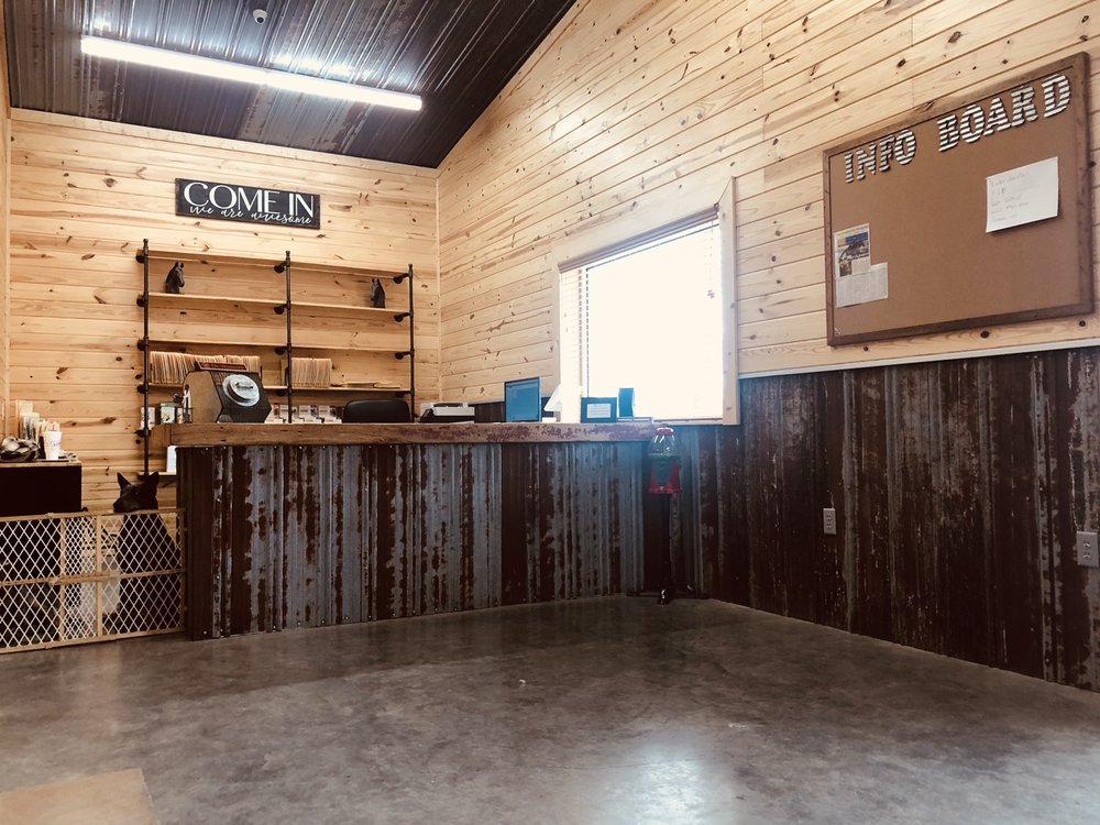 THE ANIMAL SHACK Updated August 2024 480 N Gaines Hwy, Boyle, Mississippi Veterinarians