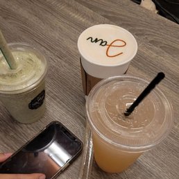 matcha black sesame (left) 5/10 peach lemonade (right) 6/10 expresso horchata (middle) 8/10 matcha black sesame (left) 5/10 peach lemonade (right) 6/10 expresso horchata (middle) 8/10