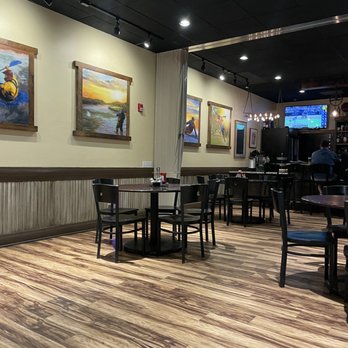 Sparky's Landing - Tables - Steakhouses Near Me - Mount Shasta, California Sparky's Landing - Tables - Steakhouses Near Me - Mount Shasta, California