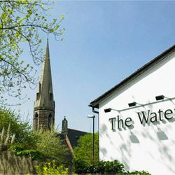 Photo thanks to http://www.thewaterway.co.uk