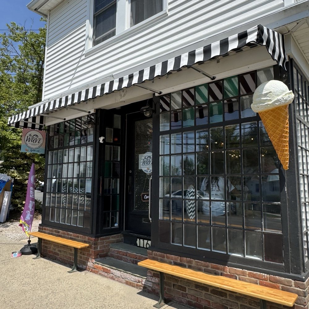 The Wave - Gelato Near Me - Guilford, Connecticut The Wave - Gelato Near Me - Guilford, Connecticut