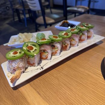 Sully's Erumi Sushi - This one was spicy. Triple good - Sushi Bars Near Me - Glendale, Arizona