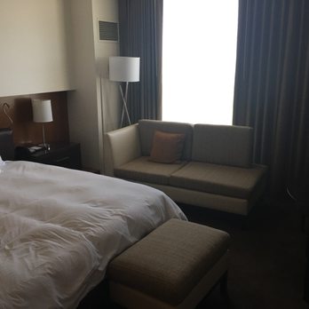Hotel Arista - Hotels Near Me - Naperville, Illinois