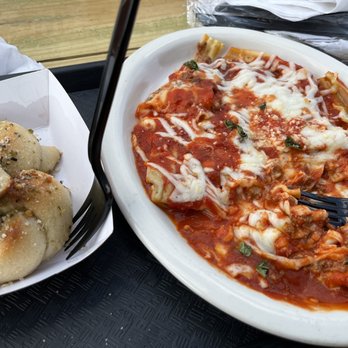 Henriquez Pizza - Meat lasagna - Pizza Near Me - Thomasville, North Carolina Henriquez Pizza - Meat lasagna - Pizza Near Me - Thomasville, North Carolina