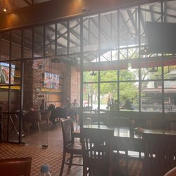 El Almacen del bife - Inside view of restaurant