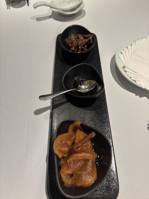 Tien Hsiang Lo by null