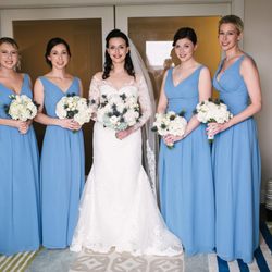 JF3 Salon - Bride and bridesmaids.