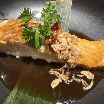 Khao Hom - Smoked Salmon - Thai Near Me - Hayward, California