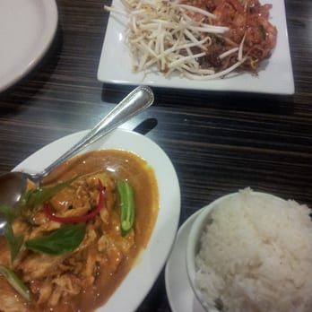 Thai Basil - Panang curry n shrimp pad Thai - Thai Near Me - Fullerton, California Thai Basil - Panang curry n shrimp pad Thai - Thai Near Me - Fullerton, California