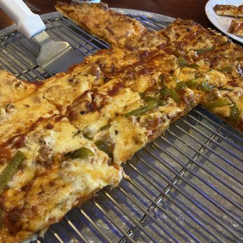 Aurelio's Pizza - Pizza Near Me - Bourbonnais, Illinois