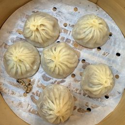 Mushroom and Pork Xiaolongbao (Soup buns)