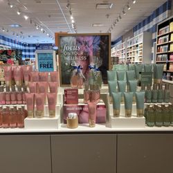 Bath & Body Works
